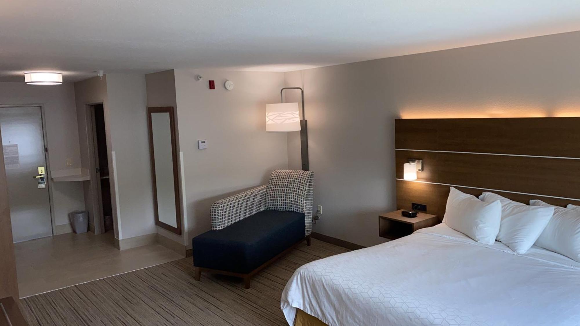 Holiday Inn Express Hotel & Suites Weston By Ihg Esterno foto