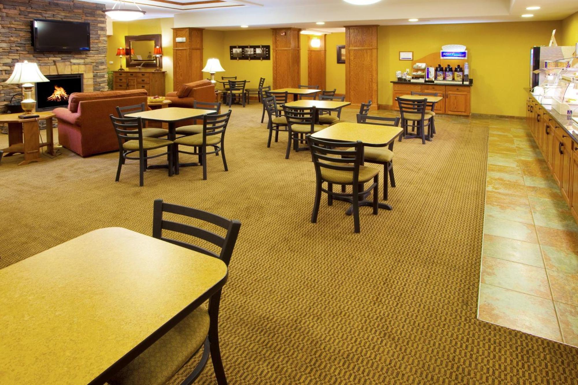 Holiday Inn Express Hotel & Suites Weston By Ihg Esterno foto