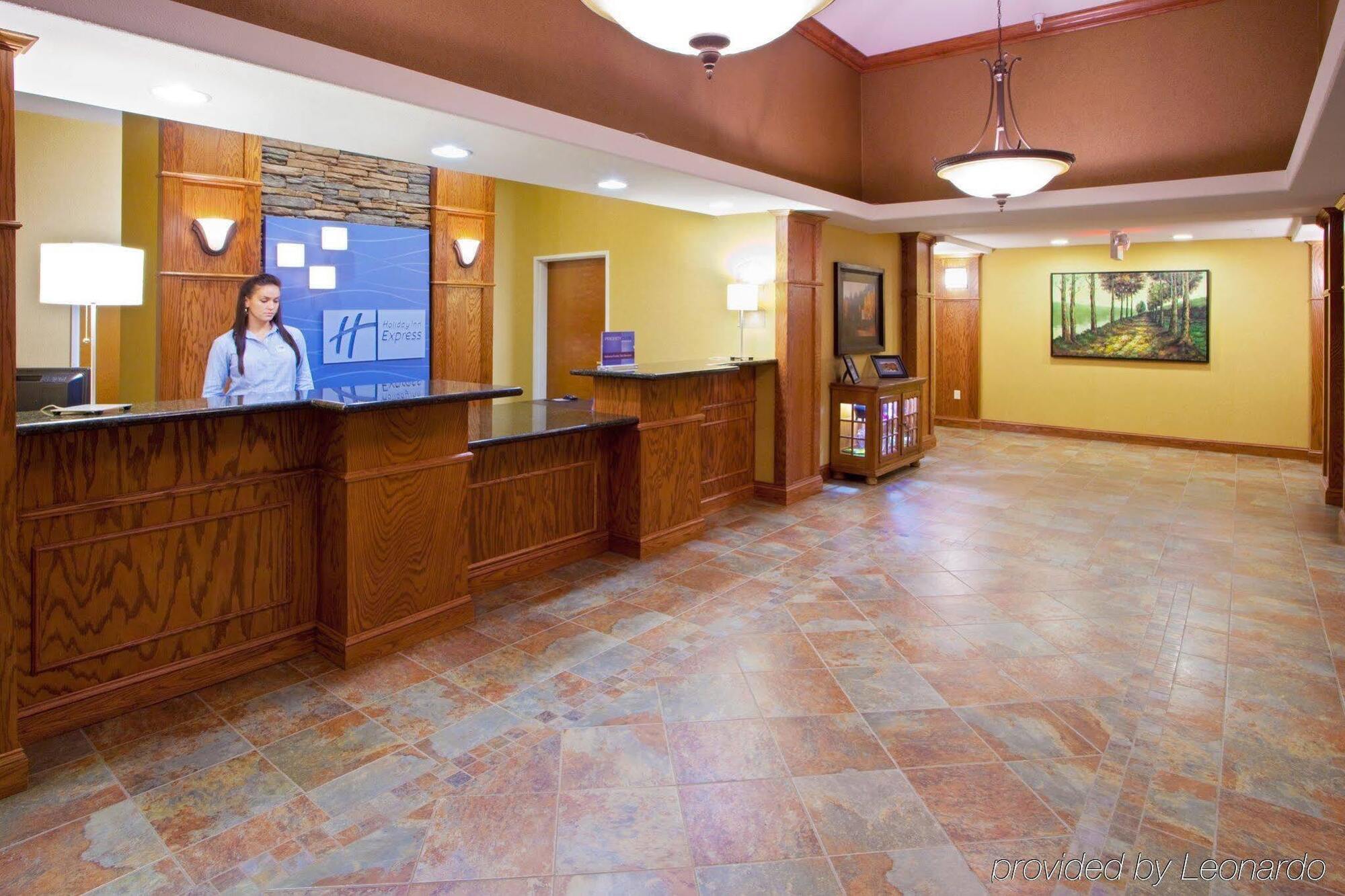 Holiday Inn Express Hotel & Suites Weston By Ihg Esterno foto